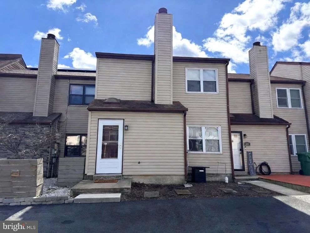 Unit for sale at 163 VALLEY CIRCLE, NEWARK, DE 19711