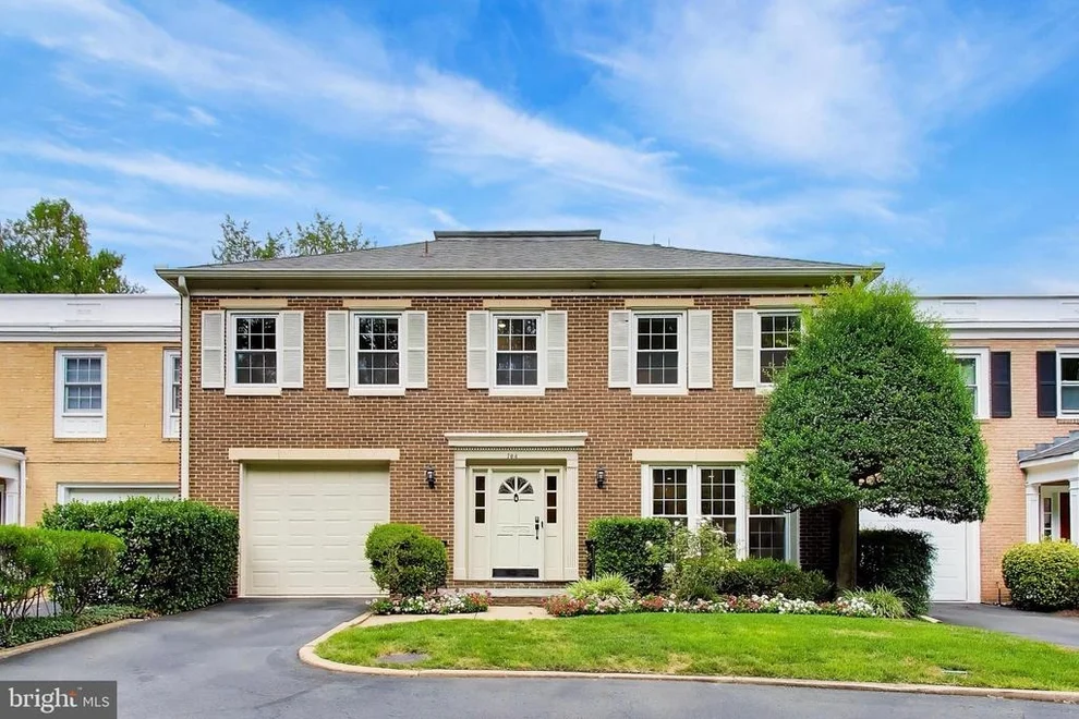 Unit for sale at 704 BLUEBERRY HILL ROAD, MCLEAN, VA 22101