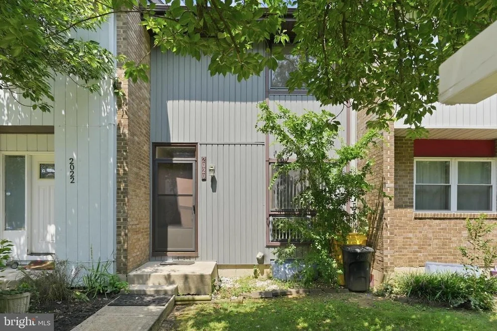 Unit for sale at 2020 CAMBRIDGE DRIVE, CROFTON, MD 21114