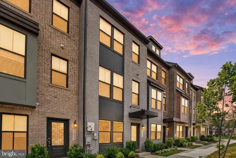 Unit for sale at 3511 CARNABY STREET, HYATTSVILLE, MD 20782