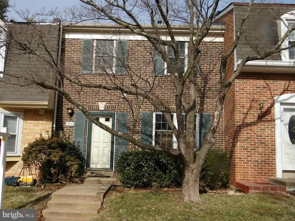 Unit for sale at 9806 LAKEPOINTE DRIVE, BURKE, VA 22015