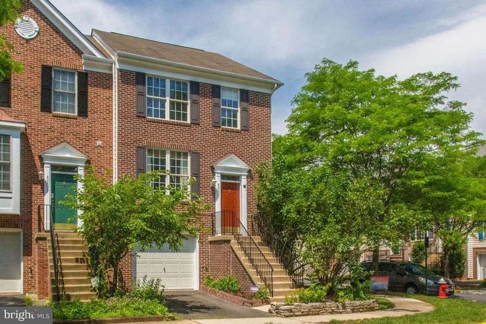 Unit for sale at 43657 SCARLET SQUARE, CHANTILLY, VA 20152