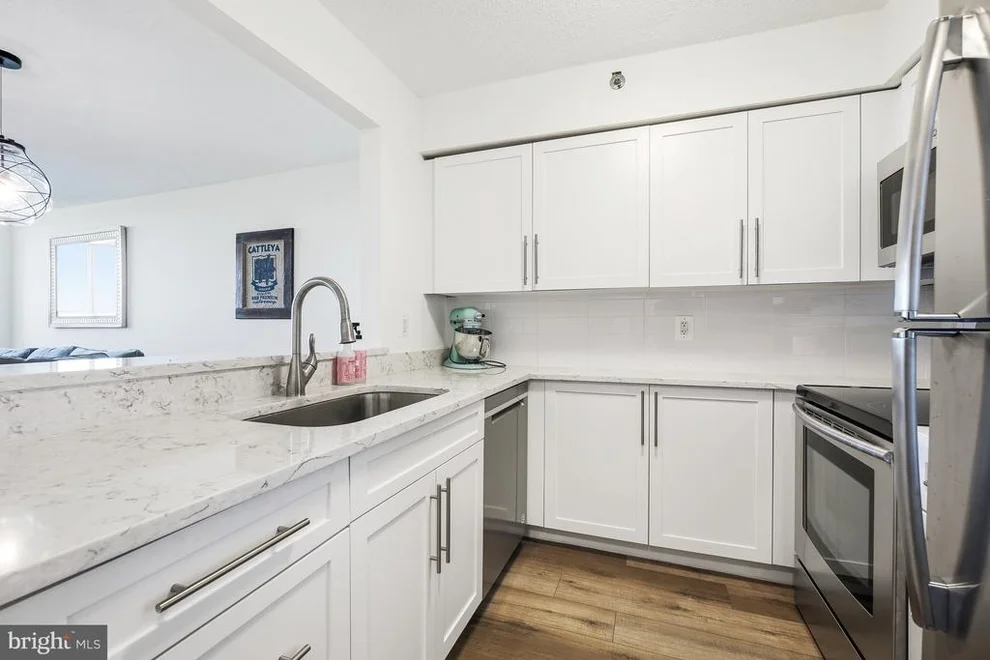 Unit for sale at 10101 GROSVENOR PLACE, ROCKVILLE, MD 20852