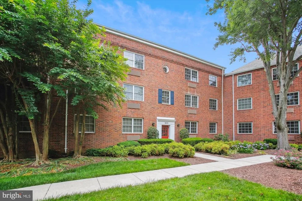 Unit for sale at 1608 W ABINGDON DRIVE, ALEXANDRIA, VA 22314