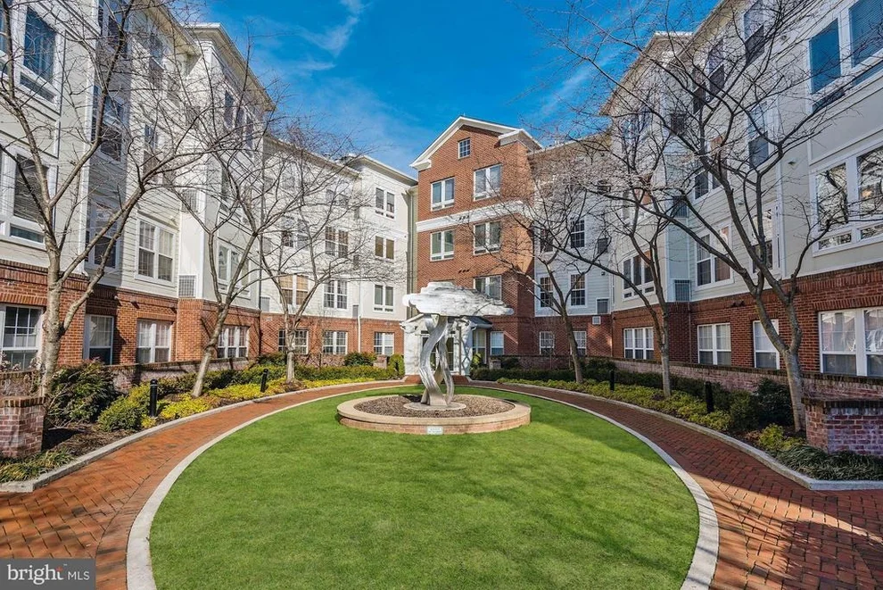 Unit for sale at 801 GREENBRIER STREET, ARLINGTON, VA 22204