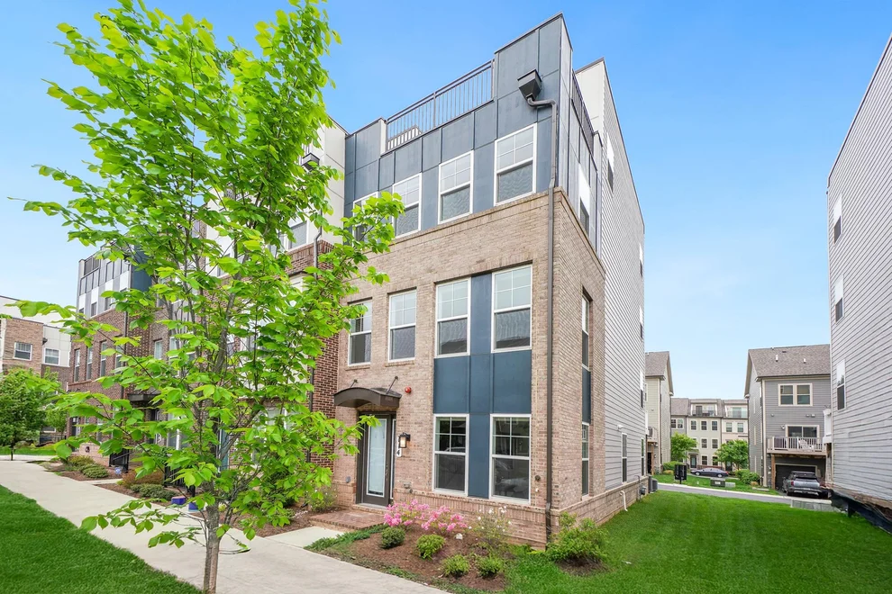 Unit for sale at 114 DICKENSON DRIVE, GAITHERSBURG, MD 20878
