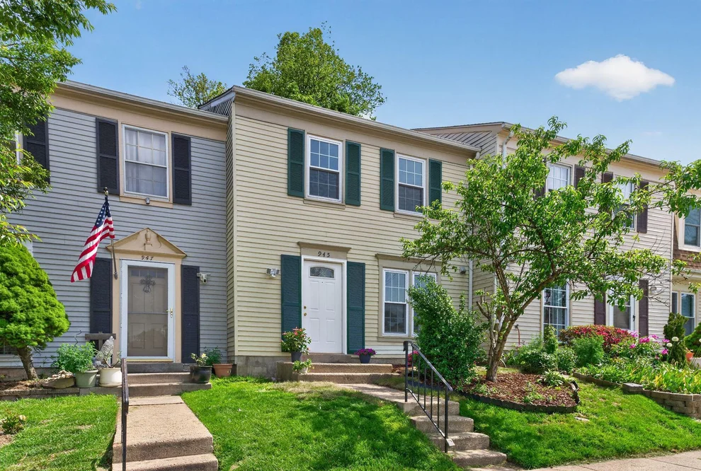 Unit for sale at 945 HOLBORN COURT, STERLING, VA 20164