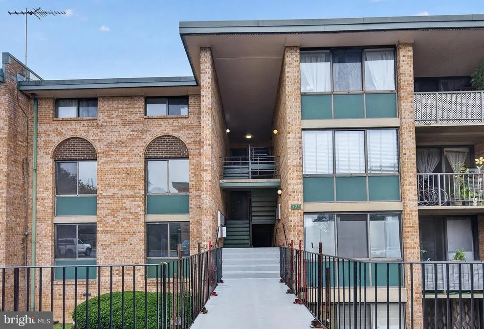 Unit for sale at 525 N ARMISTEAD STREET, ALEXANDRIA, VA 22312