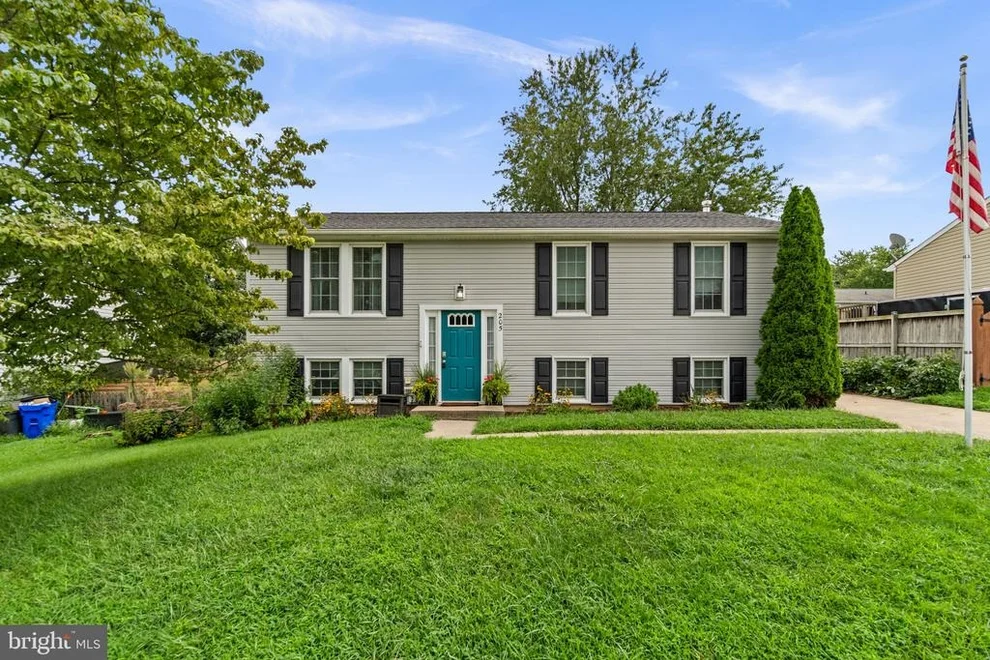 Unit for sale at 205 SYCAMORE ROAD, MOUNT AIRY, MD 21771