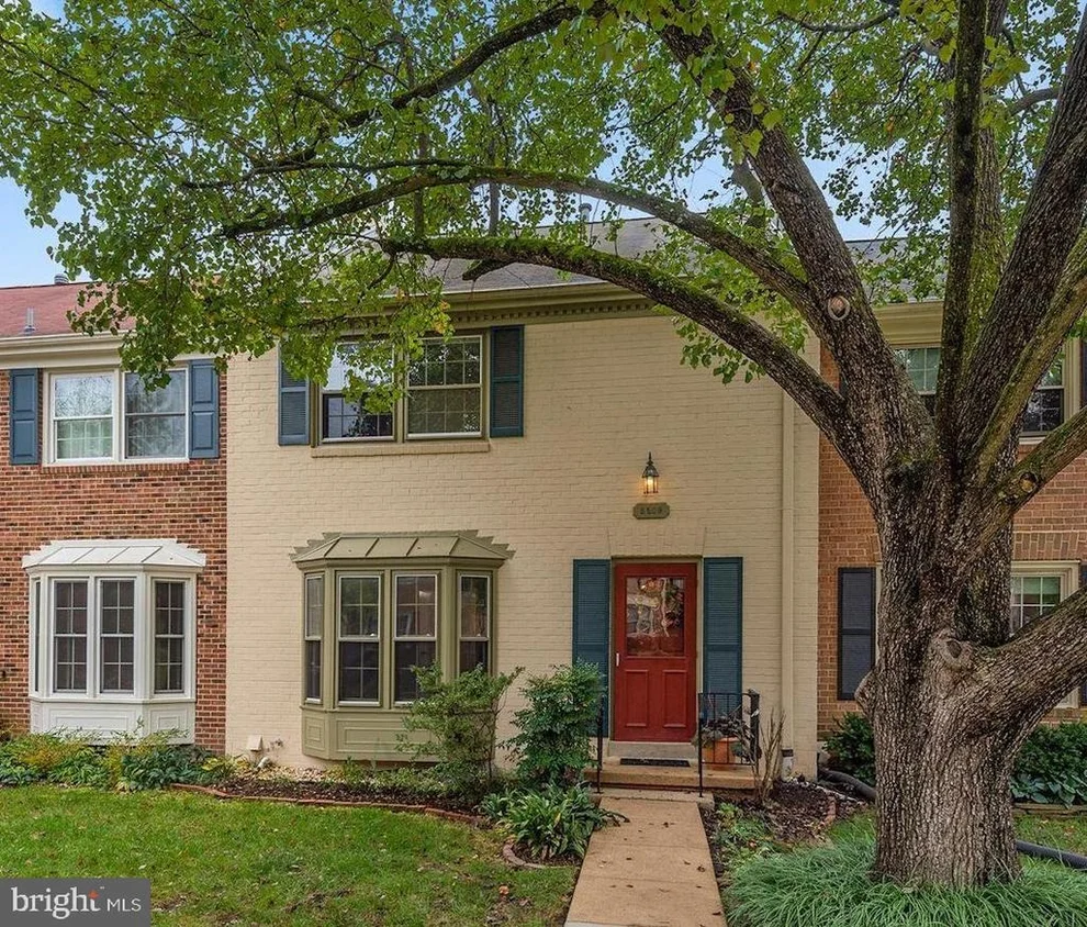 Unit for sale at 8509 LAKINHURST LANE, SPRINGFIELD, VA 22152