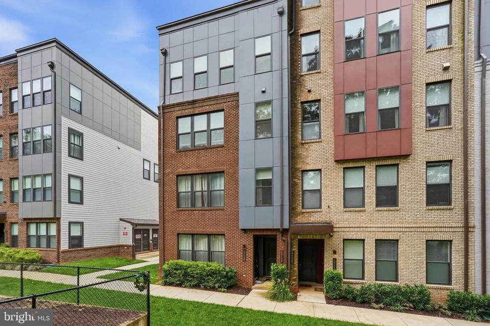 Unit for sale at 12138 LOBLOLLY DRIVE, FAIRFAX, VA 22033