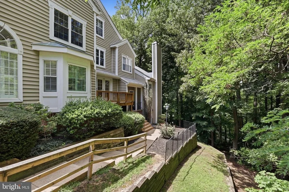 Unit for sale at 315 OVERLOOK DRIVE, OCCOQUAN, VA 22125