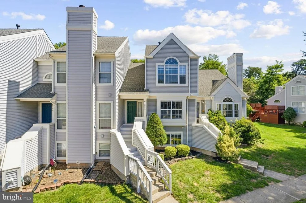 Unit for sale at 6182 STONEPATH CIRCLE, CENTREVILLE, VA 20120