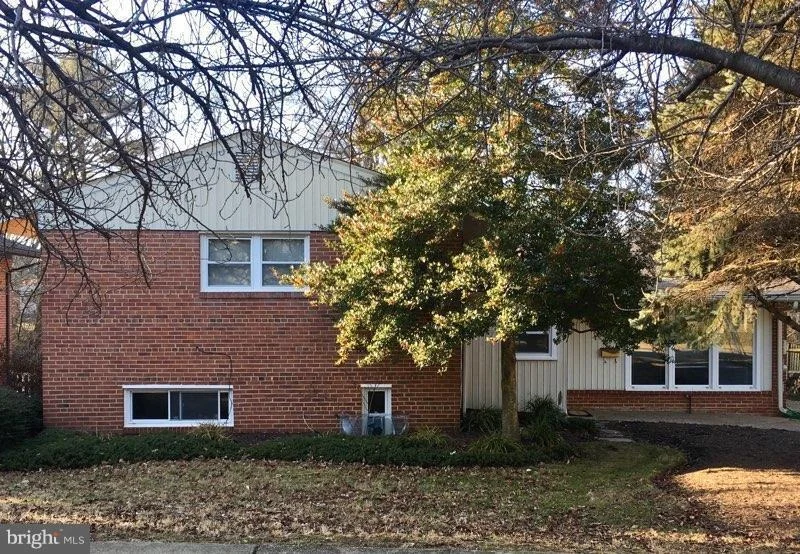 Unit for sale at 5003 ELSMERE AVENUE, BETHESDA, MD 20814