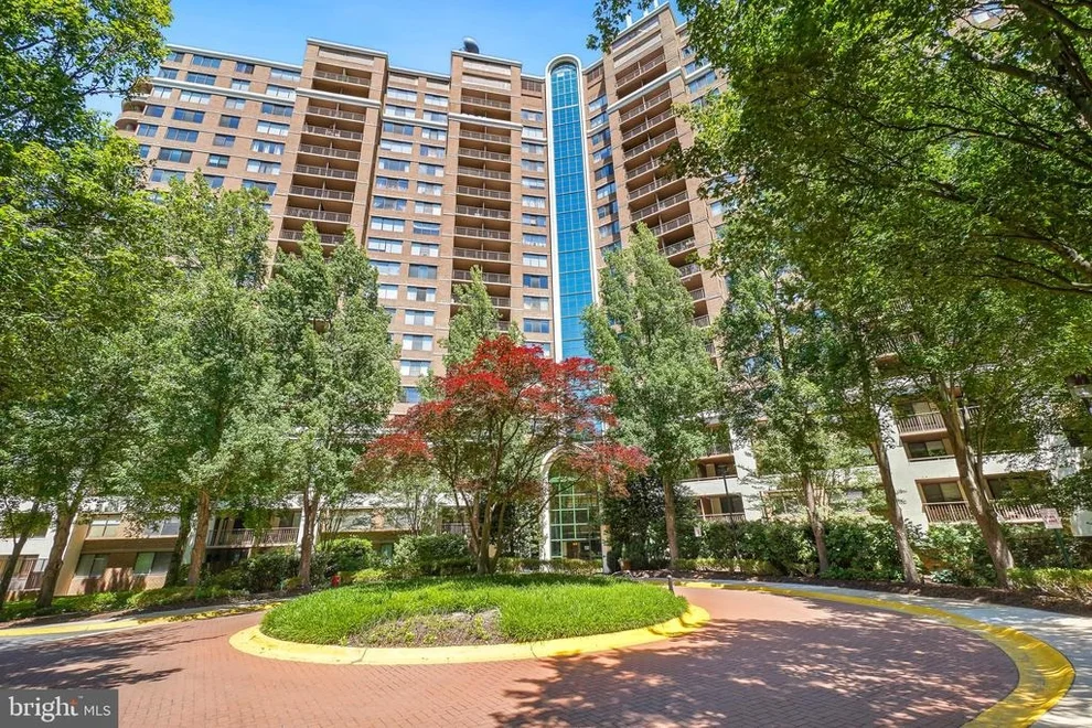 Unit for sale at 10101 GROSVENOR PLACE, ROCKVILLE, MD 20852
