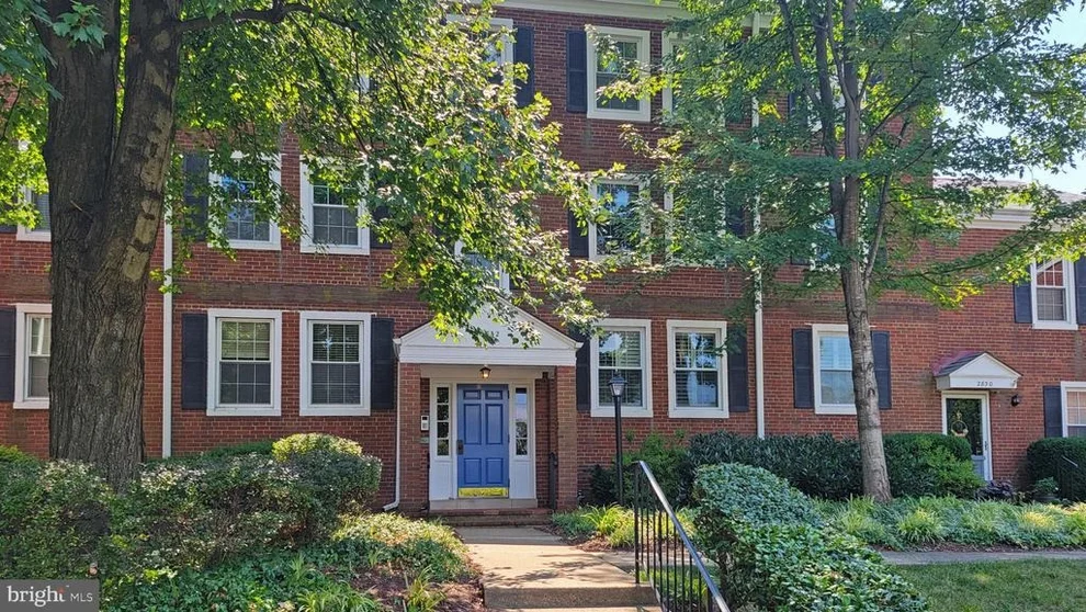 Unit for sale at 2832 ABINGDON STREET S, ARLINGTON, VA 22206