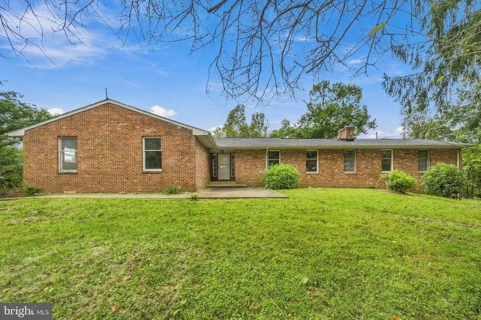 Unit for sale at 14428 LEE HIGHWAY, AMISSVILLE, VA 20106