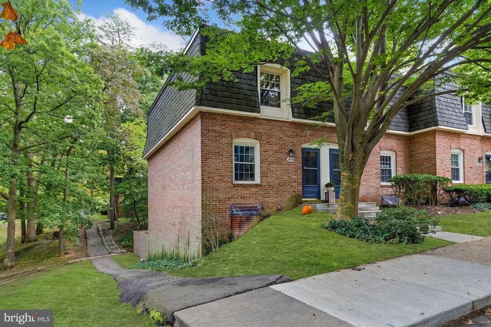 Unit for sale at 5909 NOBLESTOWN ROAD, SPRINGFIELD, VA 22152