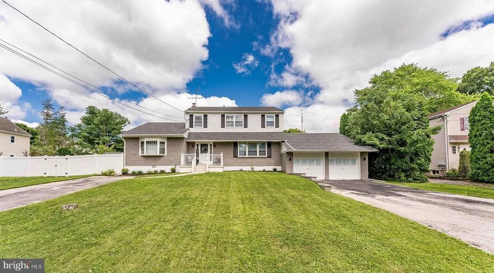 Unit for sale at 20 WALNUT STREET, NEWTOWN SQUARE, PA 19073
