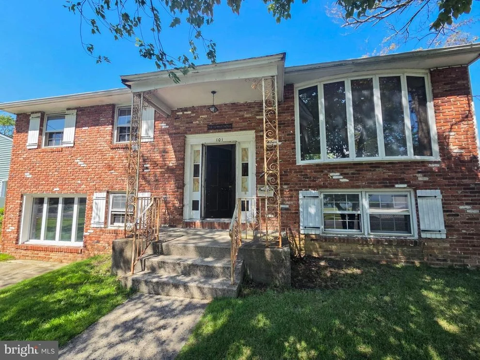 Unit for sale at 101 SCHOOLHOUSE LANE, MOUNT LAUREL, NJ 08054