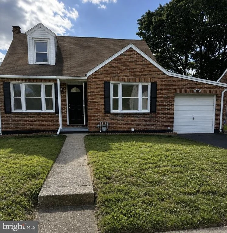 Unit for sale at 102 N OXFORD STREET, EAST YORK, PA 17402