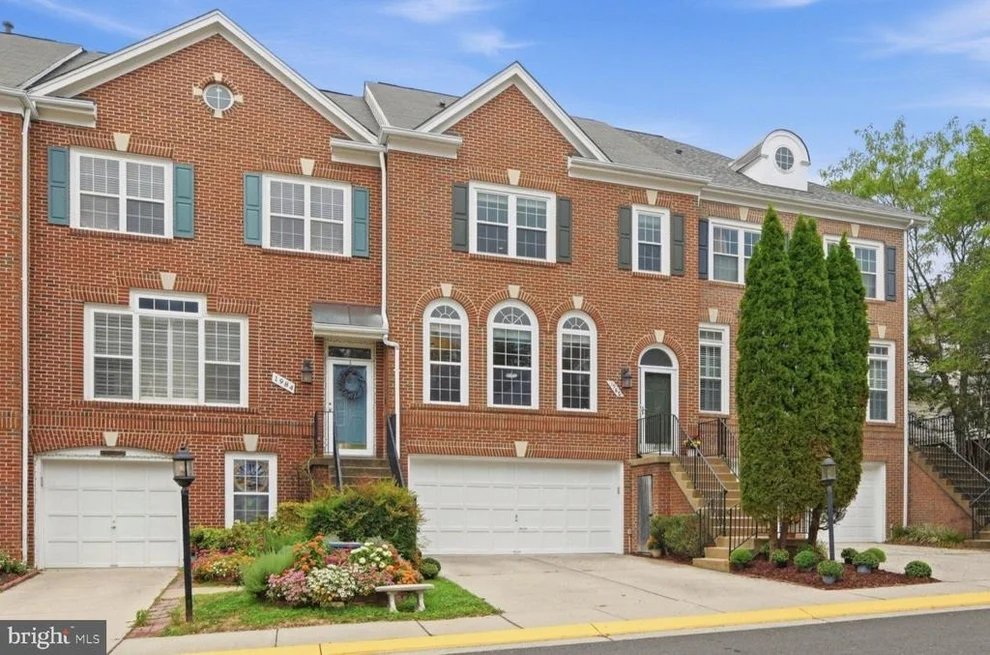 Unit for sale at 1986 LOGAN MANOR DRIVE, RESTON, VA 20190