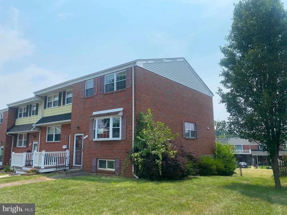 Unit for sale at 907 STORMONT CIRCLE, BALTIMORE, MD 21227