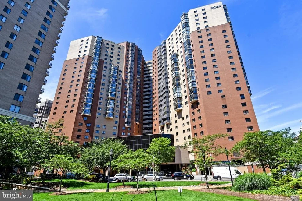 Unit for sale at 900 N STAFFORD STREET, ARLINGTON, VA 22203