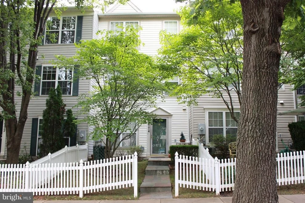 Unit for sale at 13774 LARK SONG DRIVE, GERMANTOWN, MD 20874
