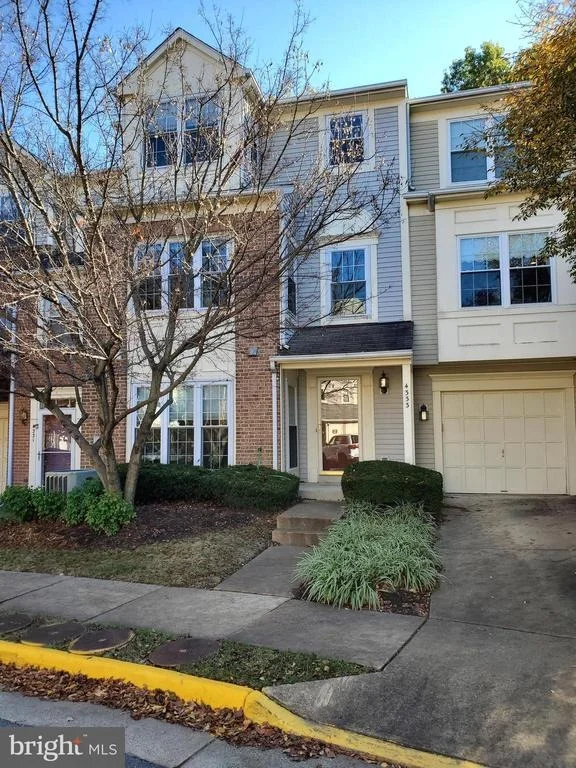 Unit for sale at 4333 HACKNEY COACH LANE, FAIRFAX, VA 22030