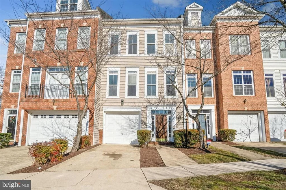Unit for sale at 5602 HARTFIELD AVENUE, SUITLAND, MD 20746