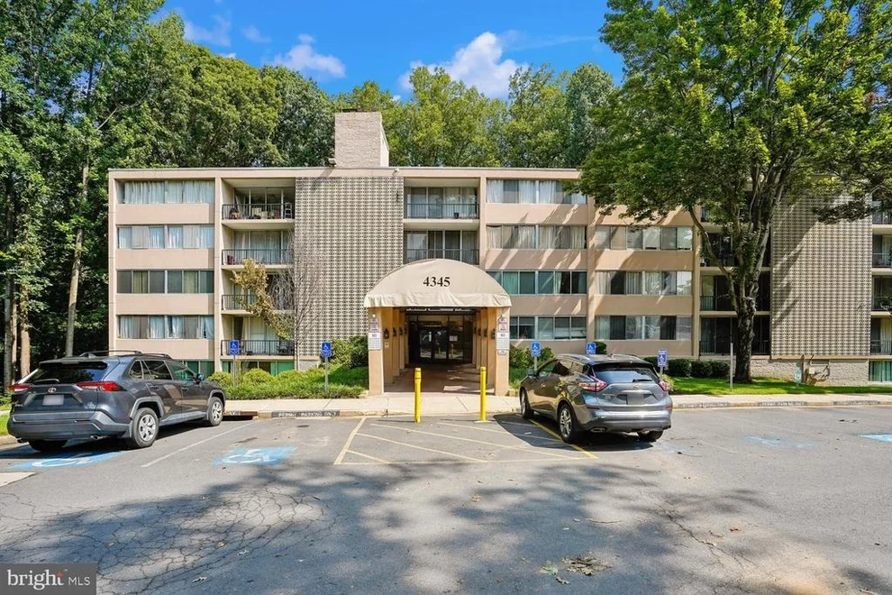 Unit for sale at 4345 IVYMOUNT COURT, ANNANDALE, VA 22003