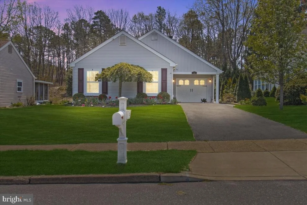 Unit for sale at 32 BUCKINGHAM DRIVE, SOUTHAMPTON, NJ 08088