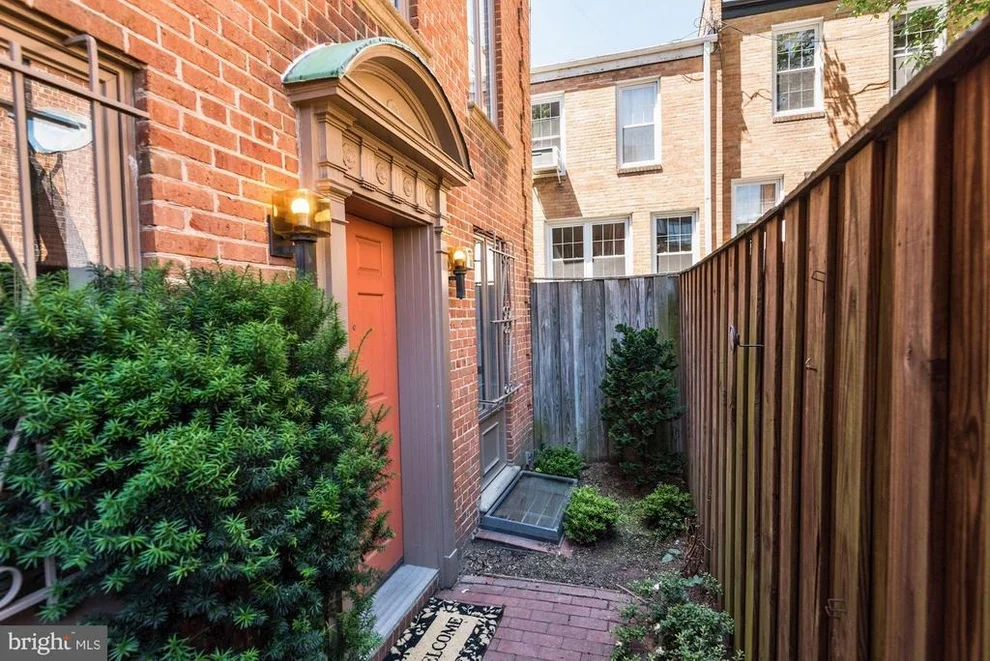 Unit for sale at 902 HUGHES MEWS NW, WASHINGTON, DC 20037
