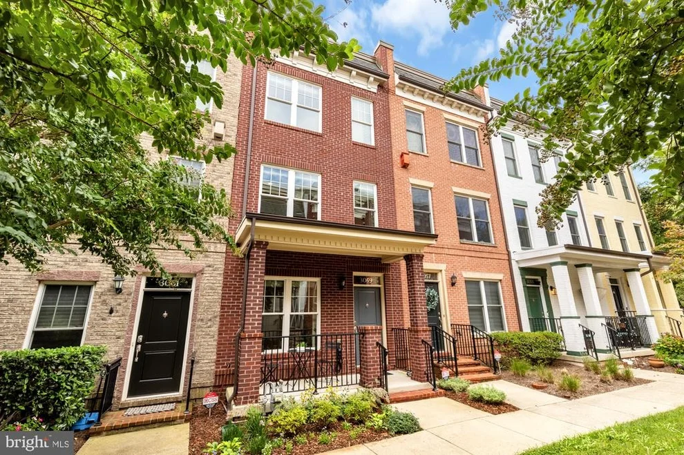 Unit for sale at 3059 CHANCELLOR'S WAY NE, WASHINGTON, DC 20017