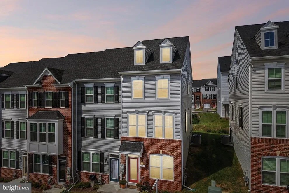 Unit for sale at 118 WOODGATE CIRCLE, PASADENA, MD 21122