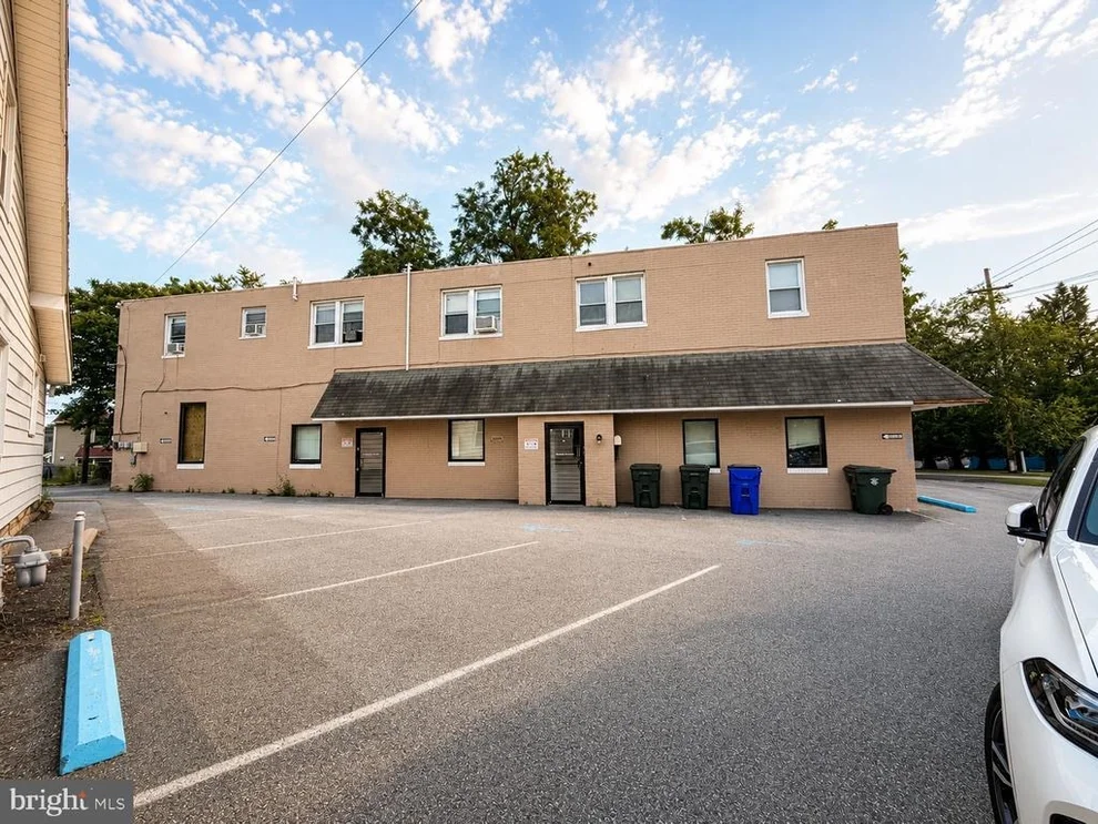 Unit for sale at 382 S CLEVELAND AVENUE, HAGERSTOWN, MD 21740