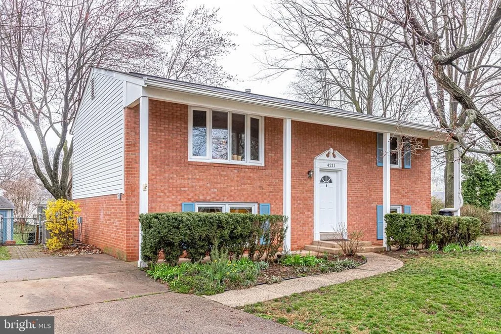Unit for sale at 4211 PENNSBORO PLACE, CHANTILLY, VA 20151