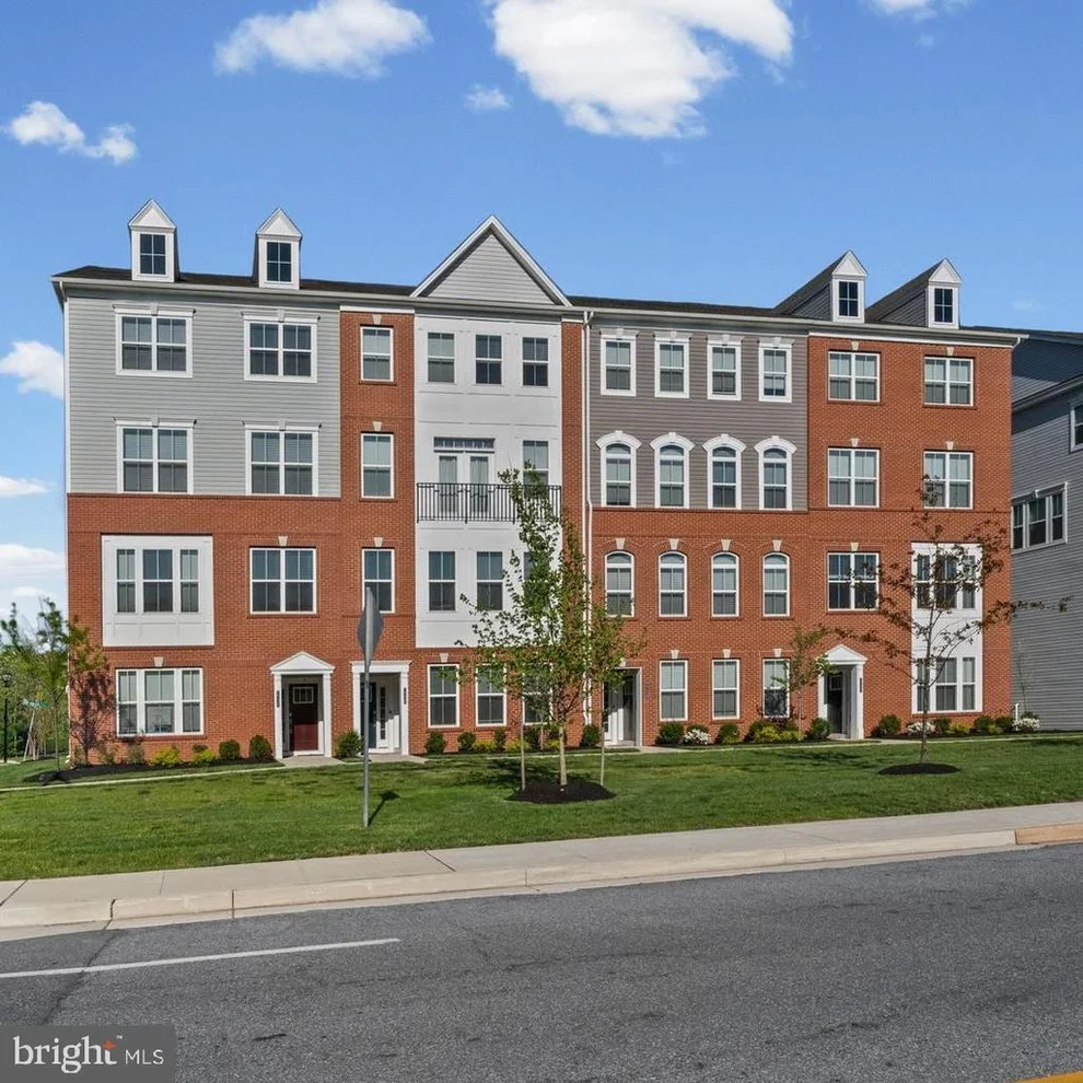 Unit for sale at 7736 PORT CAPITAL DRIVE, ELKRIDGE, MD 21075