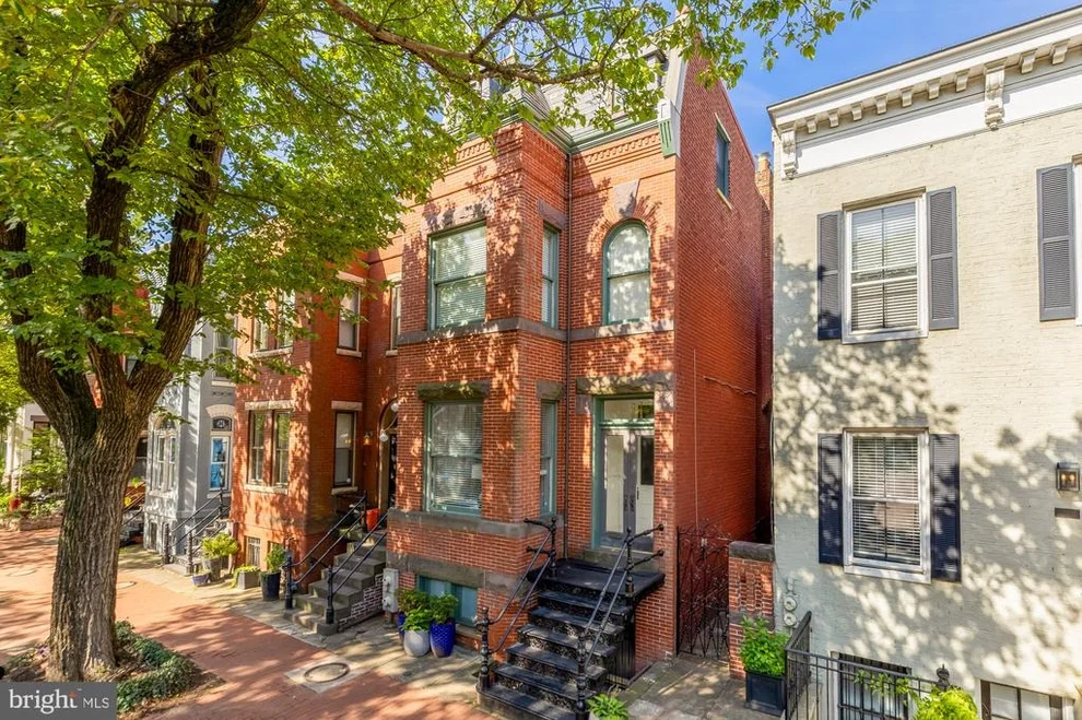 Unit for sale at 117 11TH STREET SE, WASHINGTON, DC 20003