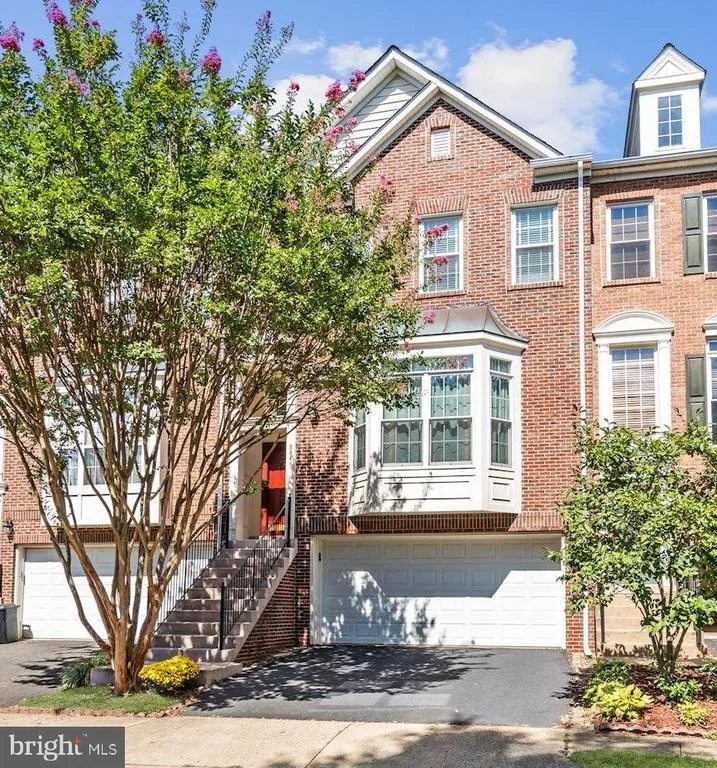 Unit for sale at 8845 ROYAL DOULTON LANE, FAIRFAX, VA 22031