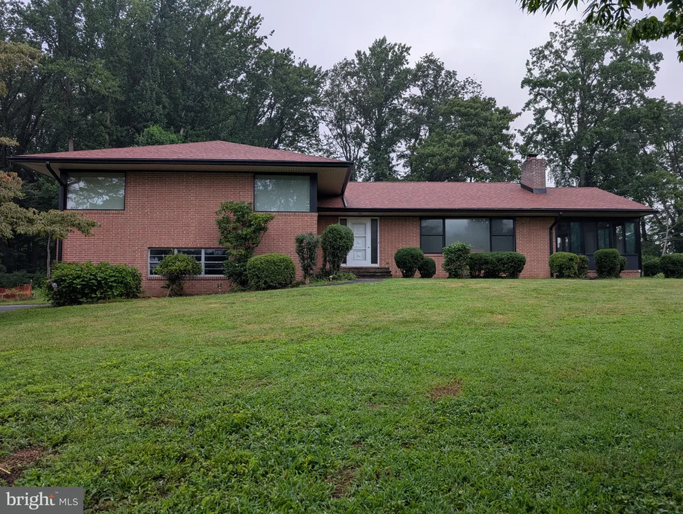 Unit for sale at 4913 OLD HILL ROAD, WILMINGTON, DE 19807