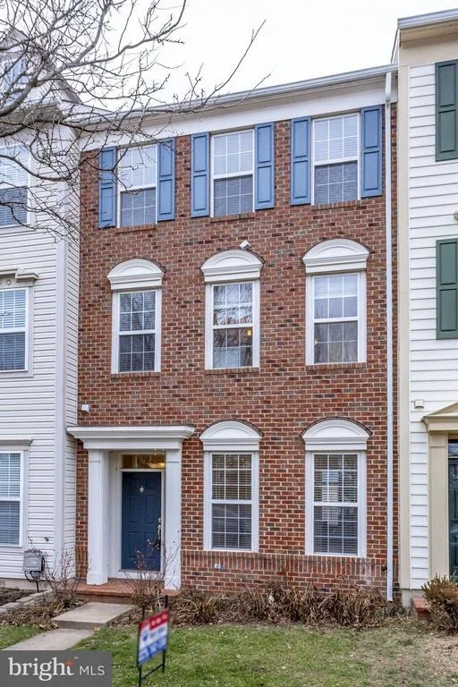 Unit for sale at 42824 CEDAR HEDGE STREET, CHANTILLY, VA 20152