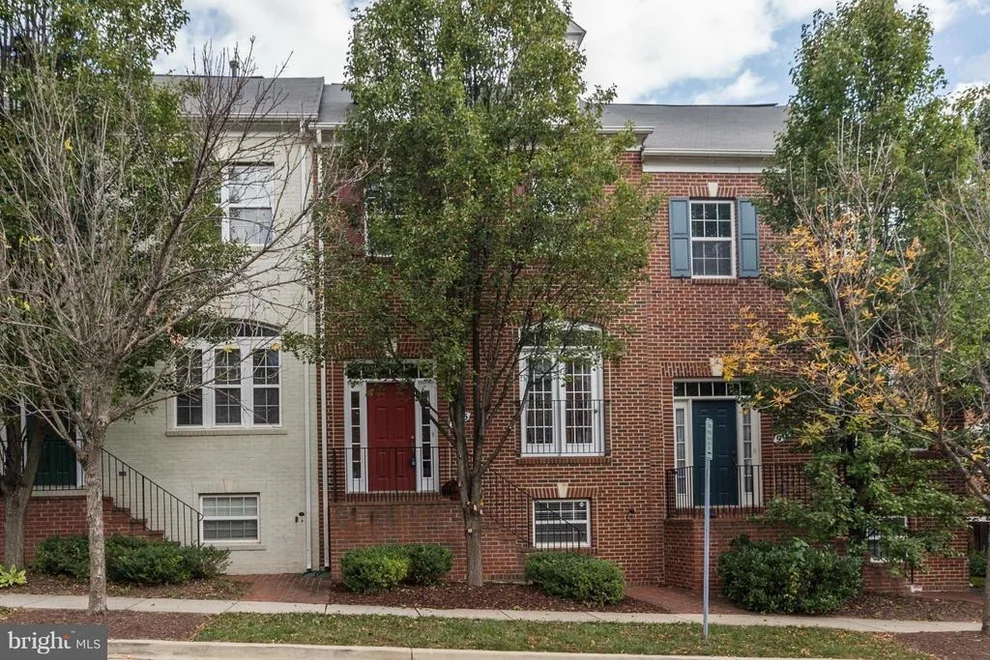 Unit for sale at 905 CRESTFIELD DRIVE, ROCKVILLE, MD 20850