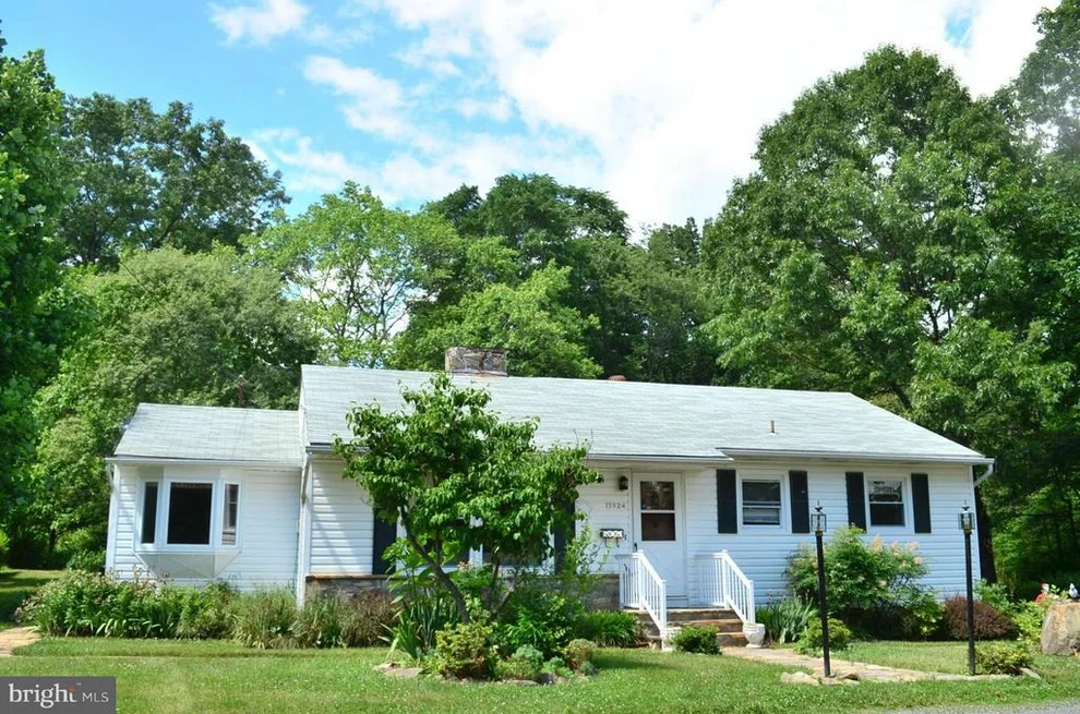 Unit for sale at 15924 SMITHEY DRIVE, HAYMARKET, VA 20169