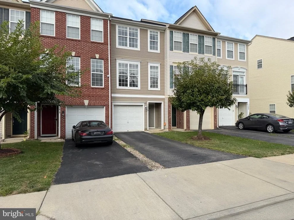 Unit for sale at 15613 JOHN DISKIN CIRCLE, WOODBRIDGE, VA 22191