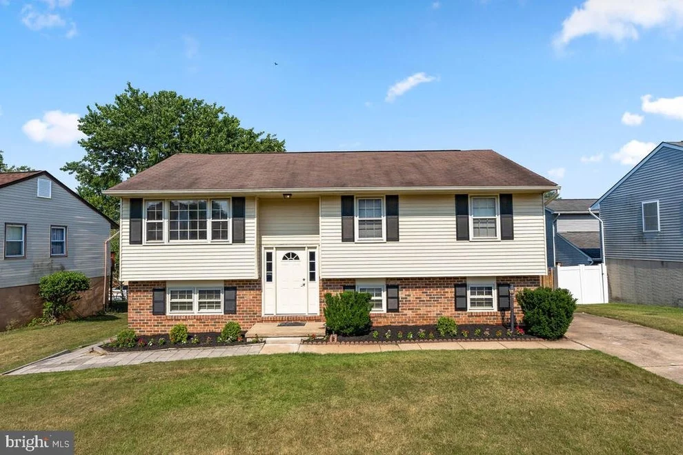 Unit for sale at 7507 SANDALWOOD COURT, HANOVER, MD 21076