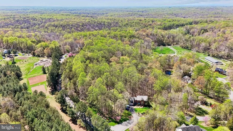 Unit for sale at 11920 HENDERSON ROAD, CLIFTON, VA 20124