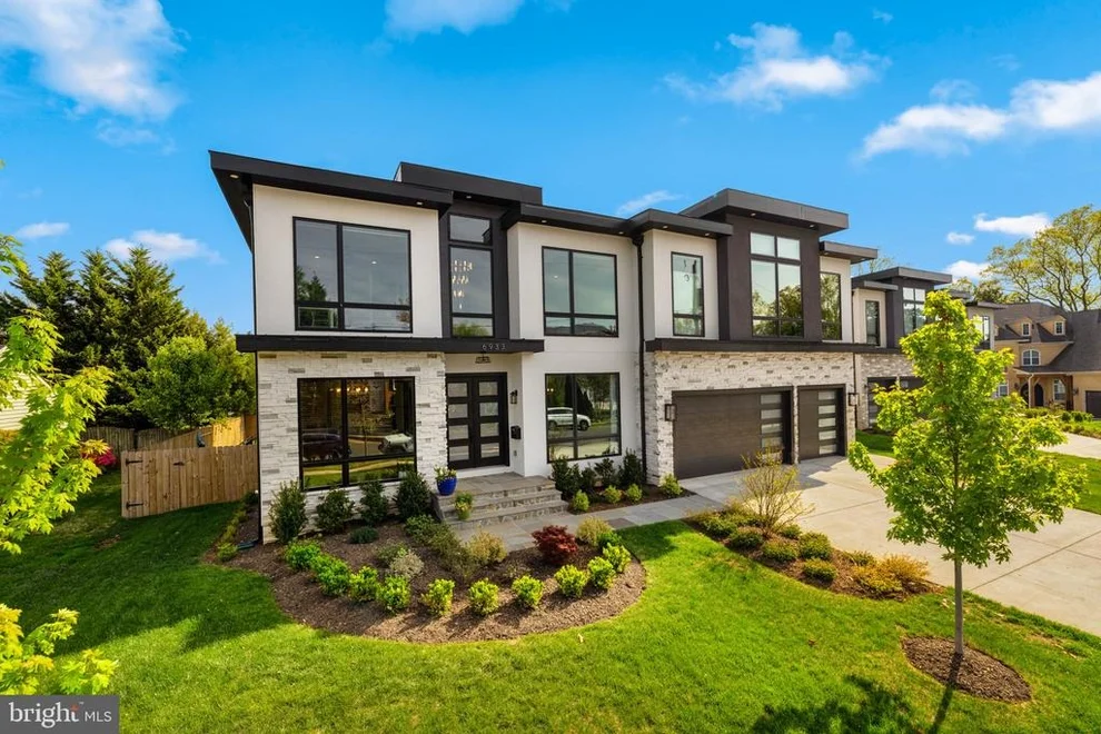 Unit for sale at 6933 ESPEY LANE, MCLEAN, VA 22101