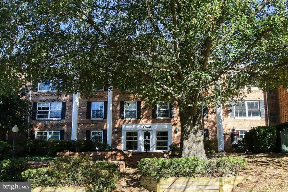 Unit for sale at 7640 TREMAYNE PLACE, MCLEAN, VA 22102